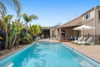 /international/au/13-beaconhill-drive-beaconsfield-vic-152673708/