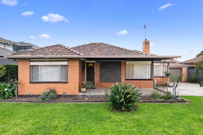 /international/au/13-johnson-street-thomastown-vic-151525340/