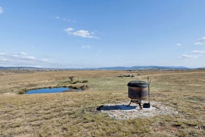 /international/au/7-riverbend-drive-dalgety-nsw-204510684/