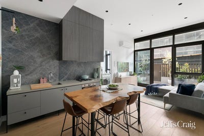 /international/au/g01-21-mills-boulevard-alphington-vic-151269752/