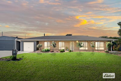 /international/au/10-lone-pine-avenue-corowa-nsw-151432716/