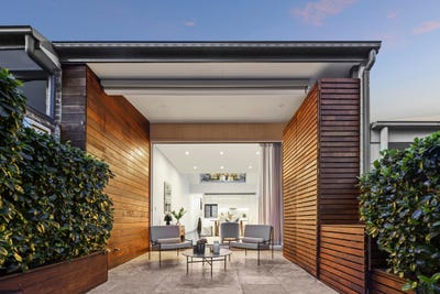 /international/au/37-brown-street-newtown-nsw-148351696/
