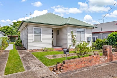 /international/au/129-newcastle-street-east-maitland-nsw-148444656/