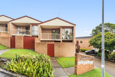/international/au/2-1a-mcleod-street-highland-park-qld-151200084/