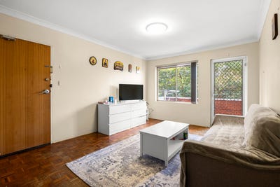 /international/au/7-24-york-street-fairfield-nsw-148408876/