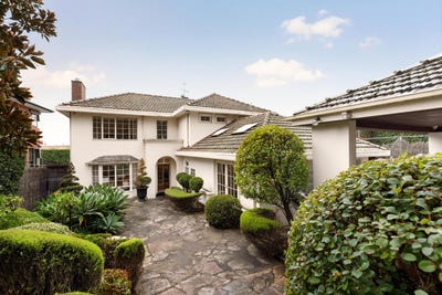 /international/au/60-st-georges-road-toorak-vic-151347436/
