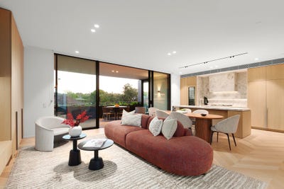 /international/au/102-83-bay-street-brighton-vic-152656500/