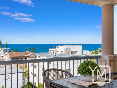/international/au/5-6-mahia-terrace-kings-beach-qld-148634104/