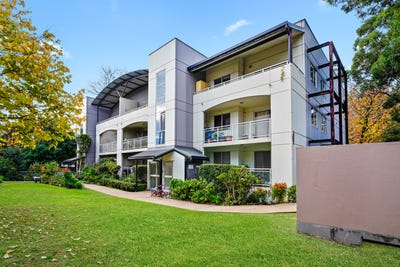 /international/au/55-17-19-hume-highway-warwick-farm-nsw-151519724/