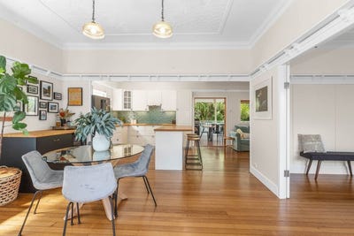 /international/au/402-waterworks-road-ashgrove-qld-152457928/