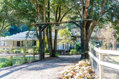 /international/au/227-little-jilliby-road-jilliby-nsw-152598204/