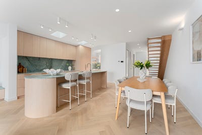 /international/au/159b-gladstone-avenue-northcote-vic-151024992/