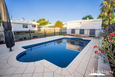 /international/au/26-brett-avenue-mount-isa-qld-151140744/