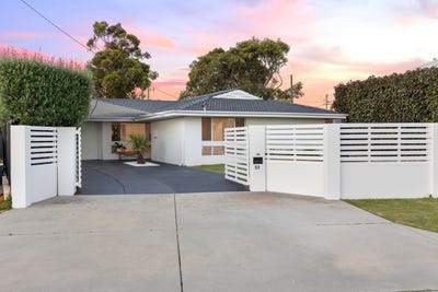 /international/au/51-redfin-crescent-beldon-wa-151506788/