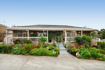 /international/au/2-88-90-lincoln-road-croydon-vic-151446924/