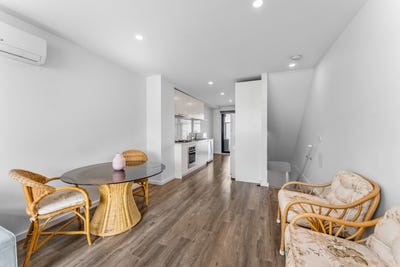 /international/au/9-1114-stud-road-rowville-vic-150721156/