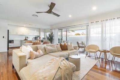 /international/au/5-8-megan-crescent-lennox-head-nsw-152465380/