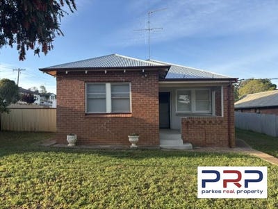 /international/au/36-thomas-street-parkes-nsw-152536496/