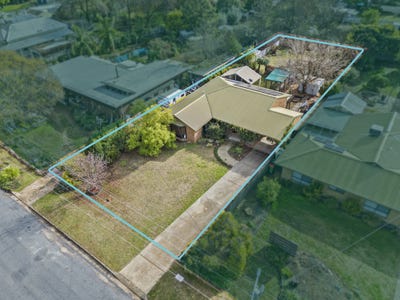 /international/au/77-ready-street-rutherglen-vic-148343208/