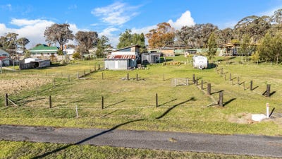 /international/au/39-wood-street-tenterfield-nsw-204560132/