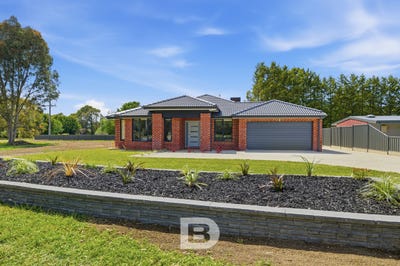 /international/au/15-gordon-crescent-romsey-vic-149425720/