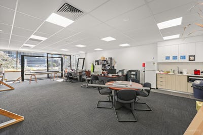 /international/au/g03-12-corporate-drive-heatherton-vic-504542004/