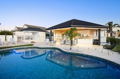 /international/au/45-charolais-crescent-benowa-waters-qld-152691488/