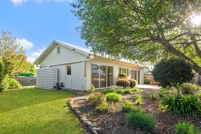 /international/au/53-joadja-street-welby-nsw-152588464/