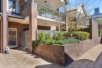 /international/au/16-3-victoria-street-bowral-nsw-150924280/