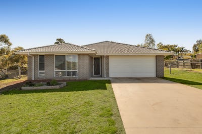 /international/au/18-catherine-crescent-kingsthorpe-qld-151581168/