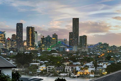 /international/au/10-84-norman-crescent-norman-park-qld-151321360/