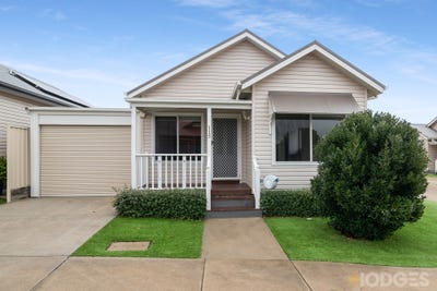 /international/au/115-40-royal-parade-kilmore-vic-151543608/