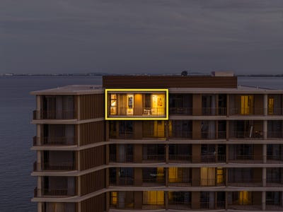 /international/au/802-16-20-woodcliffe-crescent-woody-point-qld-148589068/