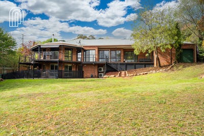 /international/au/28-jephcott-avenue-corryong-vic-151111388/