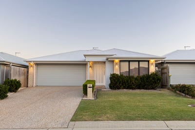 /international/au/33-lochridge-street-thornlands-qld-150959948/