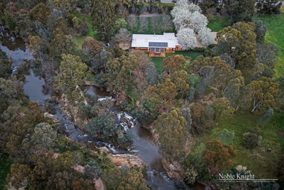 /international/au/2051-broadford-flowerdale-road-strath-creek-vic-700425172/