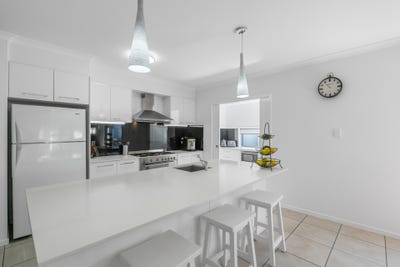 /international/au/31-marmont-street-pelican-waters-qld-125149910/