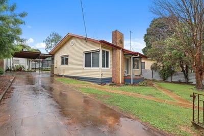 /international/au/9-bazley-street-leongatha-vic-152653668/
