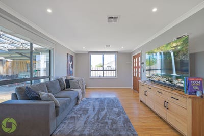 /international/au/13-mardan-street-newborough-vic-151962072/