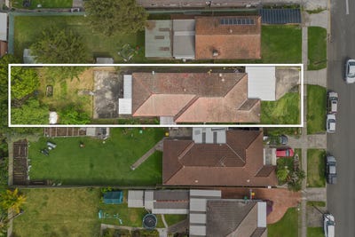 /international/au/14a-jean-street-greenacre-nsw-152487540/