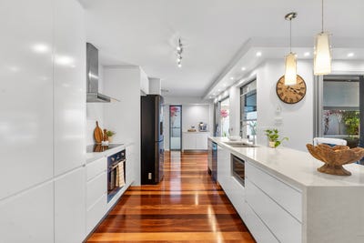 /international/au/101-parasol-street-ashmore-qld-150767896/