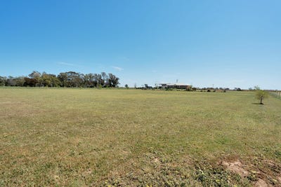/international/au/82-mcnamaras-lane-narromine-nsw-152656328/
