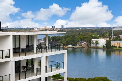 /international/au/1106c-12-nancarrow-avenue-ryde-nsw-151621156/