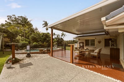 /international/au/6-8-sobar-street-burpengary-qld-152384648/