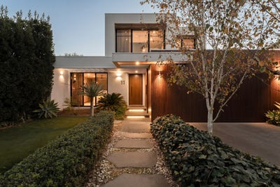 /international/au/11-davie-avenue-cheltenham-vic-151252904/