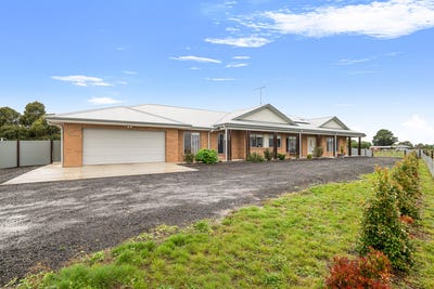 /international/au/26-harvest-court-lethbridge-vic-150811696/