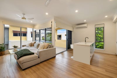 /international/au/24-3031-the-boulevard-carrara-qld-151235528/