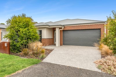 /international/au/66a-fairfax-street-portarlington-vic-150743352/