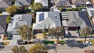 /international/au/11-joseph-banks-boulevard-banksia-grove-wa-151426812/
