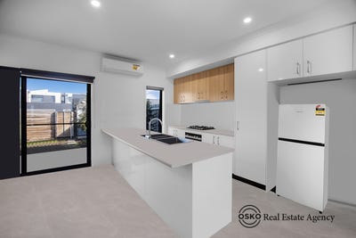 /international/au/23-joey-crescent-deanside-vic-150857164/